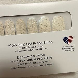 Color Street undercover